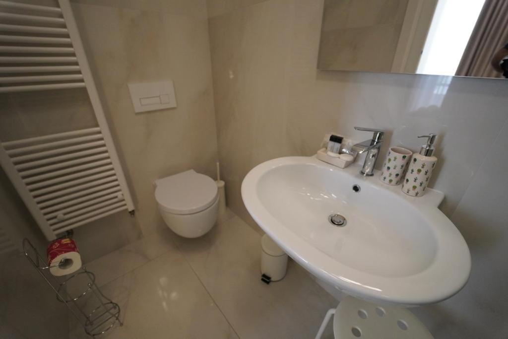 Il Diamante Nei Sassi Rooms Matera Luaran gambar