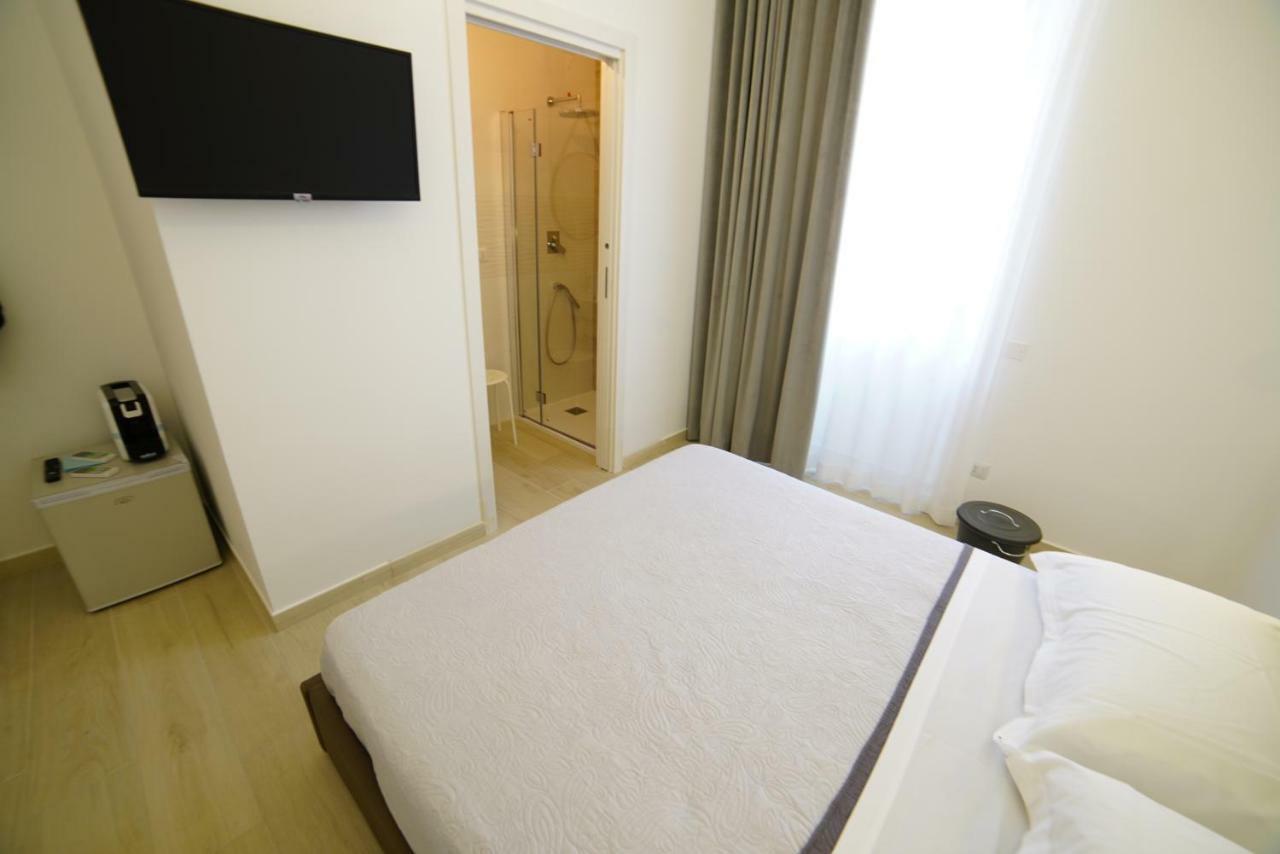 Il Diamante Nei Sassi Rooms Matera Luaran gambar